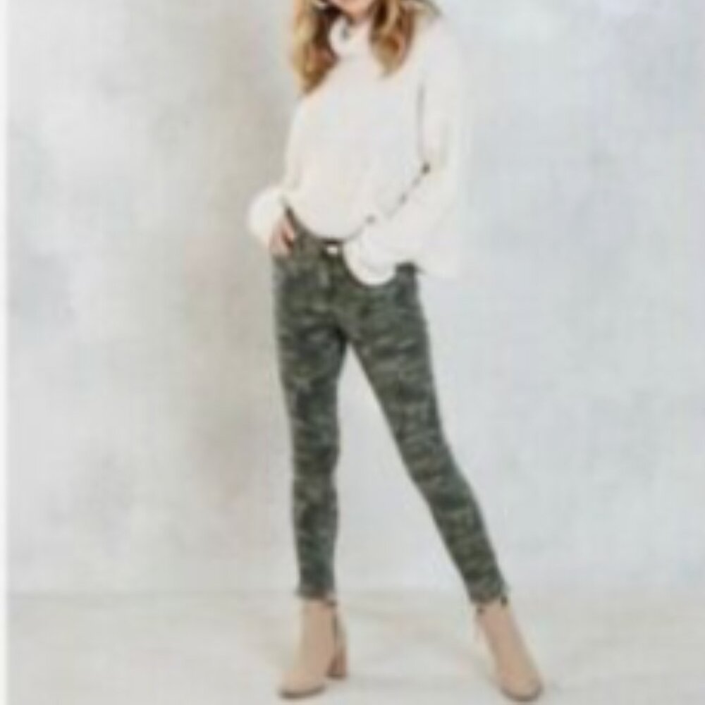 Universal Thread Jeans Camo High-Rise Straight Womens Size 10/30 - Picture 15 of 15